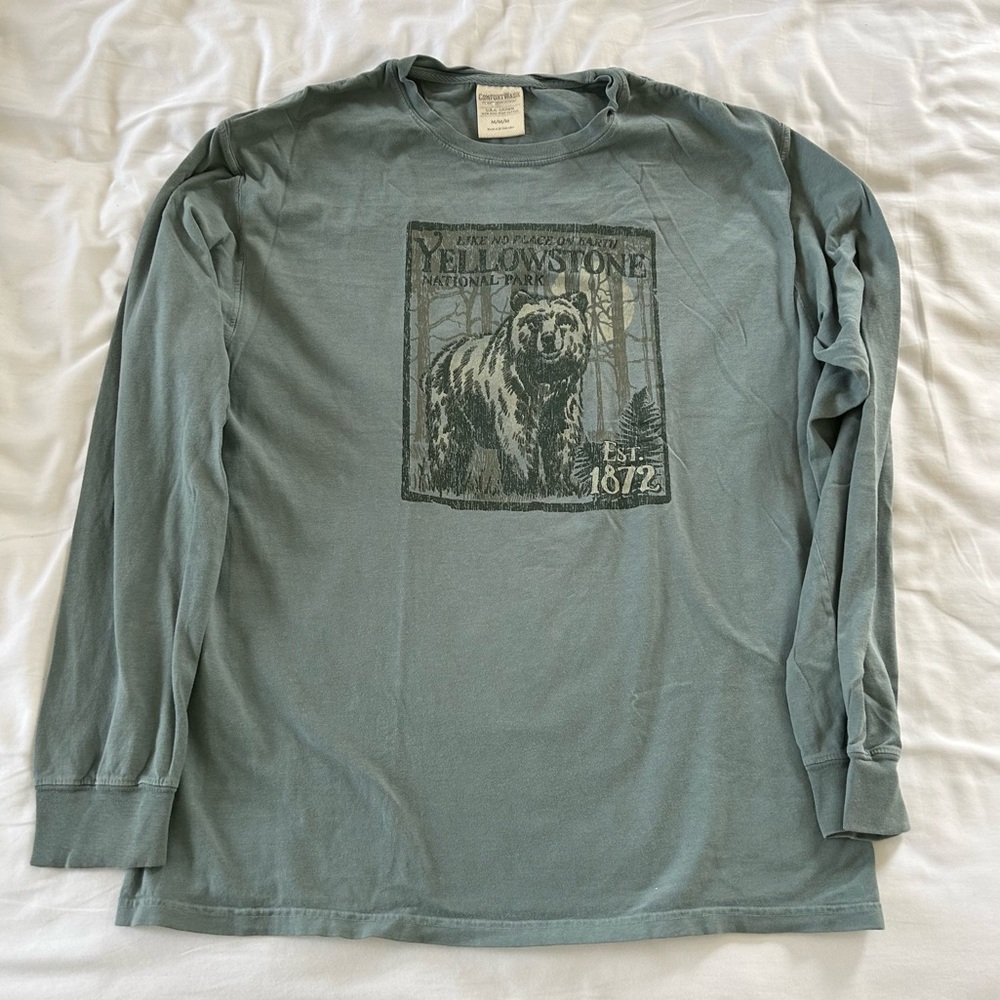 Yellowstone Graphic Long Sleeve T-Shirt